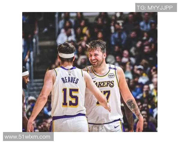 2018年10月4日雷霆队与活塞队精彩对决回顾与赛后分析